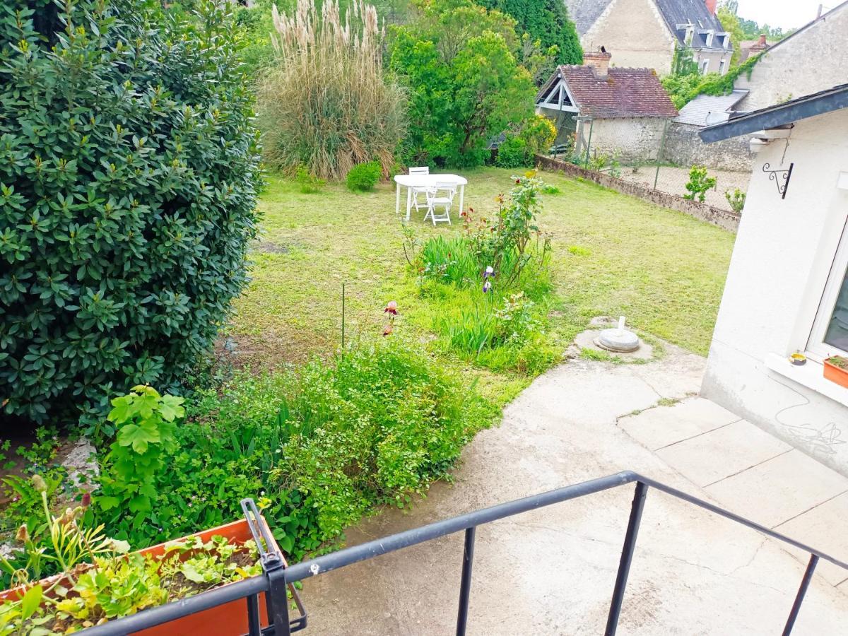 Petite Maison Etape Loire A Velo Ou Compostelle Mosnes Esterno foto