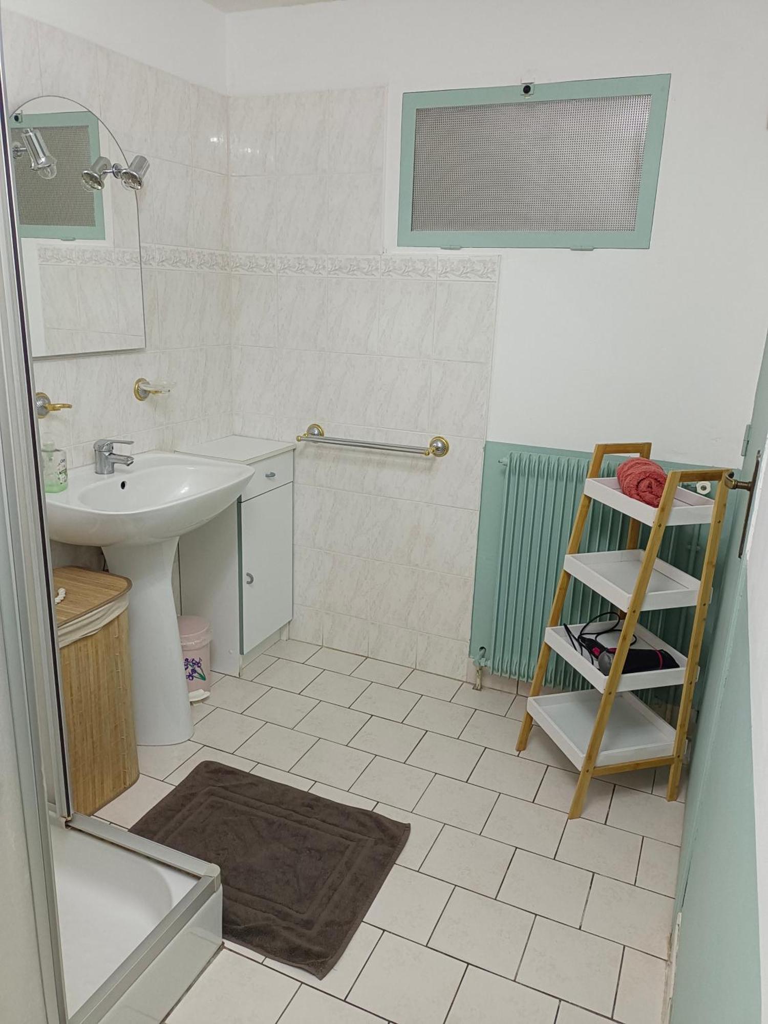 Petite Maison Etape Loire A Velo Ou Compostelle Mosnes Esterno foto